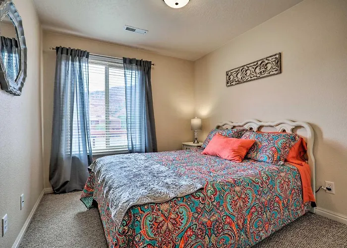 Kanab Condo With Pool And Patio, 30 Mi To Zion Np