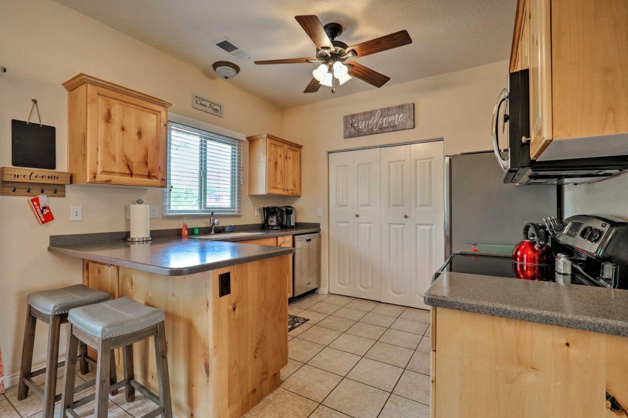 Appartement With Pool And Patio, 30 Mi To Zion Np Kanab